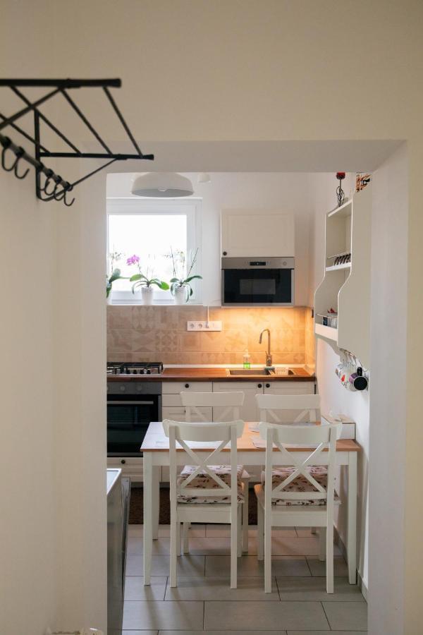 Firpo Apartman Эгер Экстерьер фото