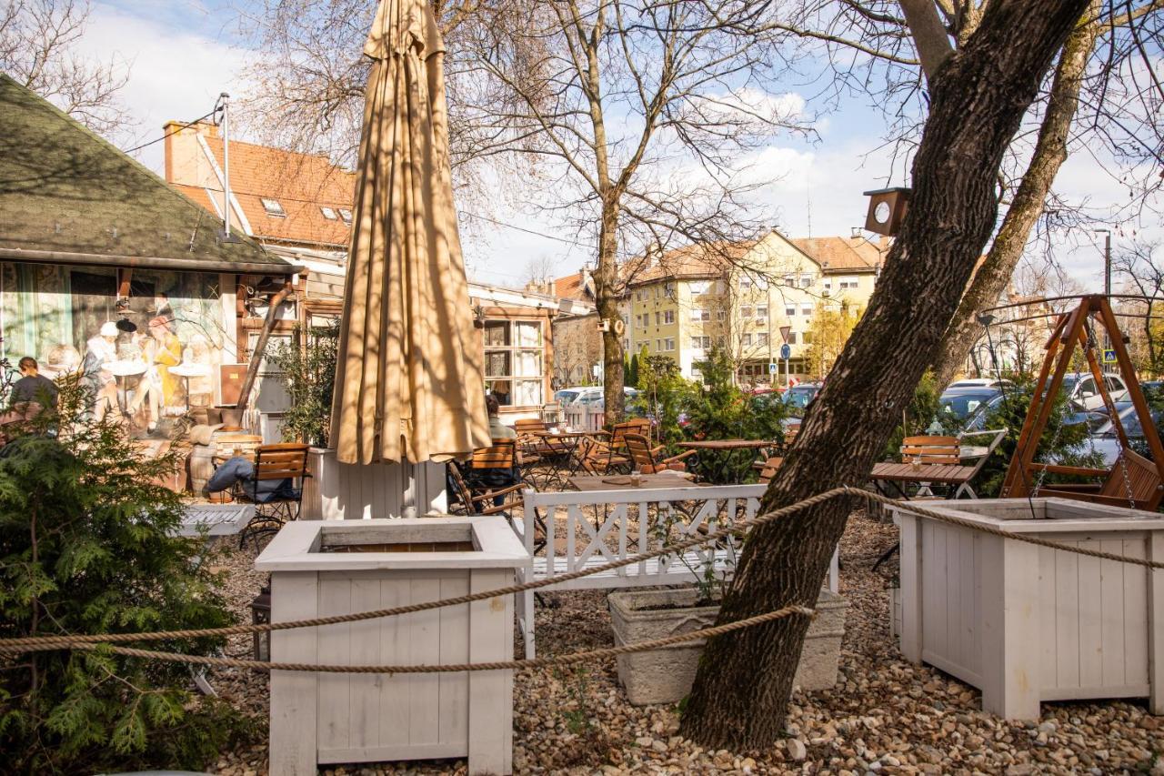 Firpo Apartman Эгер Экстерьер фото